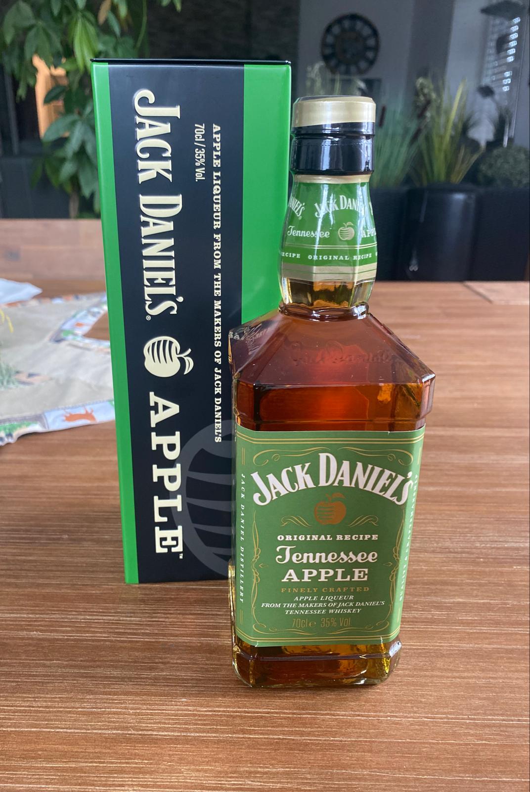 Jack Daniels Apple Apfel in Box 1 Jack Daniels Apple Apfel in Box 1