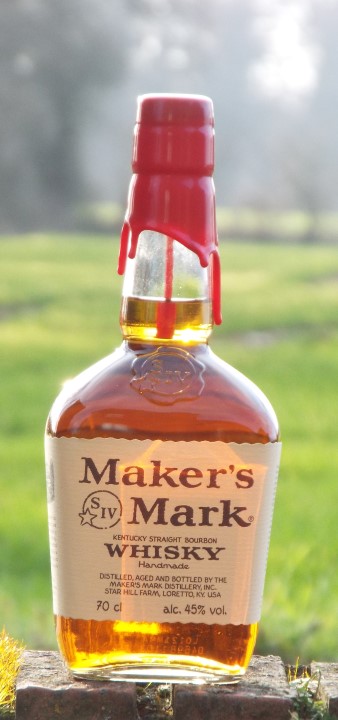Maker's Mark Kentucky Straight Bourbon Whisky Maker's Mark Kentucky Straight Bourbon Whisky