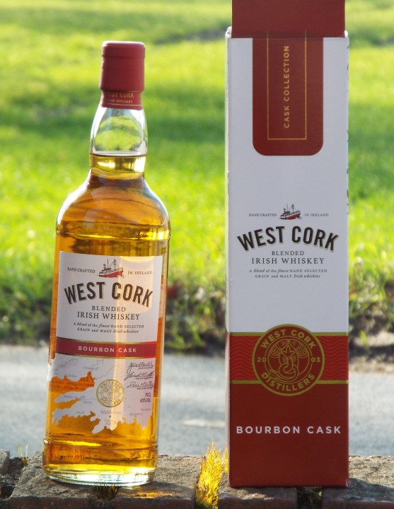 West Cork Blended Irish Whiskey Bourbon Cask Whisky Geschenkbox West Cork Blended Irish Whiskey Bourbon Cask Whisky Geschenkbox