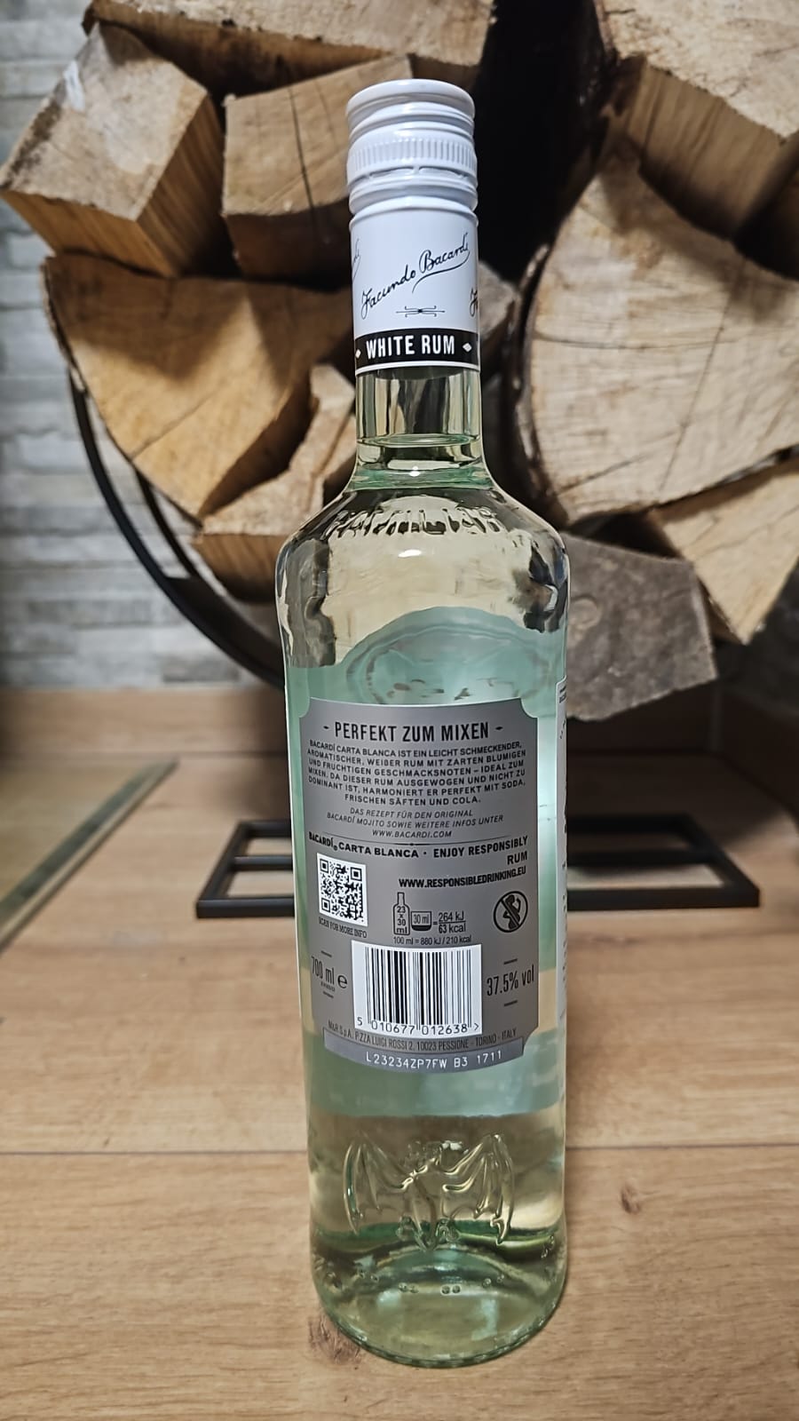 Bacardi Superior White Rum 700ml 2