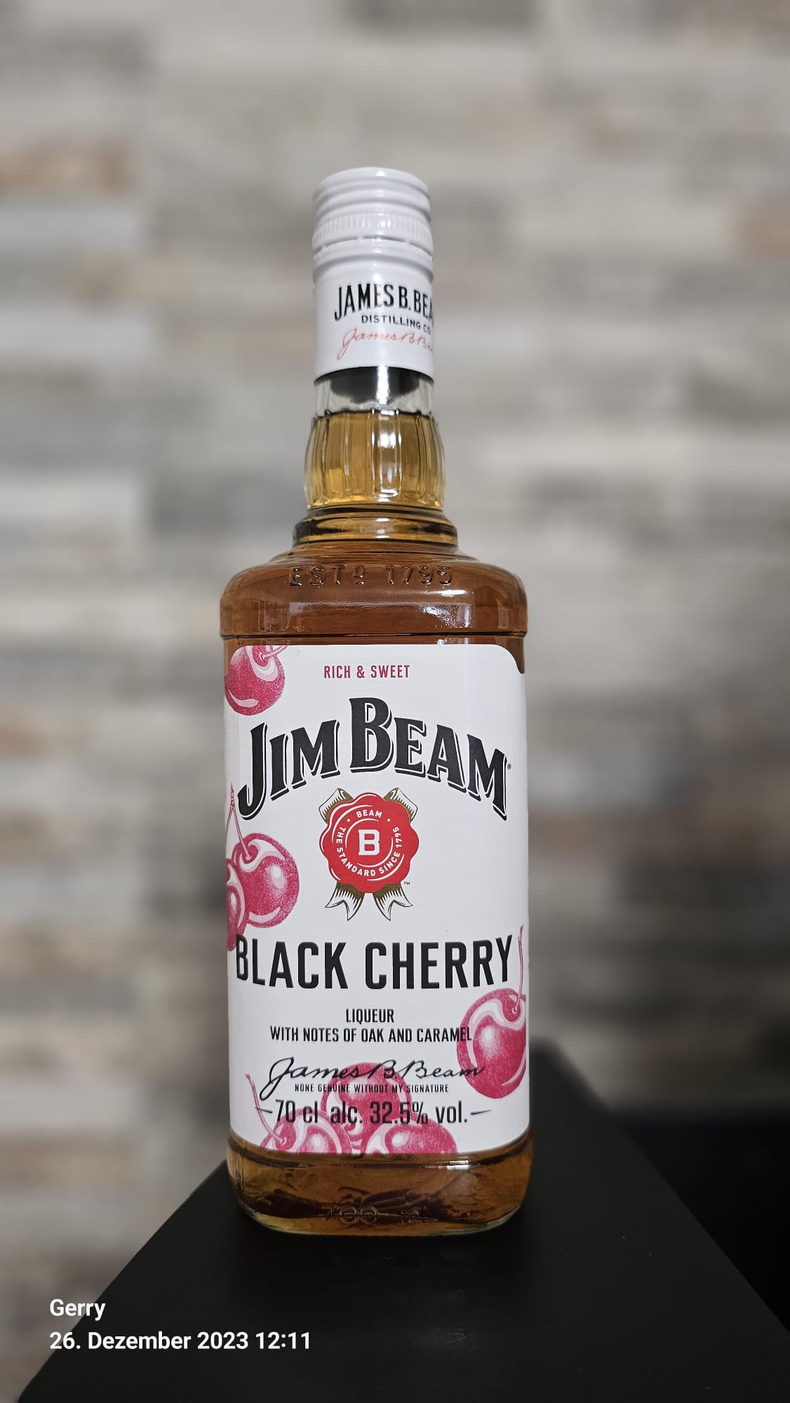 Jim Beam Black Cherry Likör 1 Jim Beam Black Cherry Likör 1